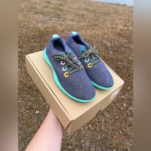 NWT Allbirds Smallbirds Wool Runner Wowza Blue Sneakers 3Y